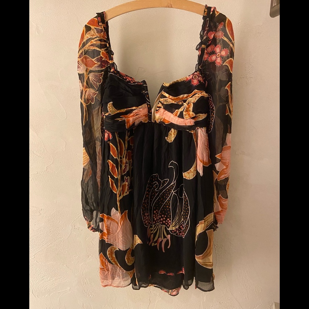 NEW DRESS - rare